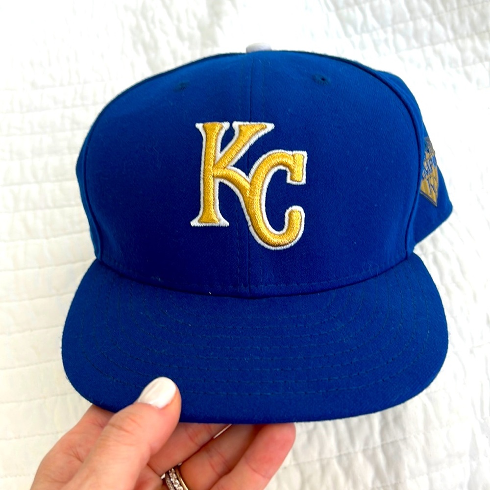 2015 MLB World Series Champions KC Royals Gold 59FIFTY Fitted Hat, Size 7 7/8